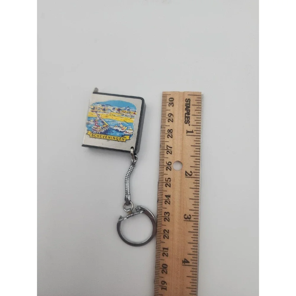 Vintage Scheveningen Holland Netherlands Souvenir measuring tape‎ ruler keyring